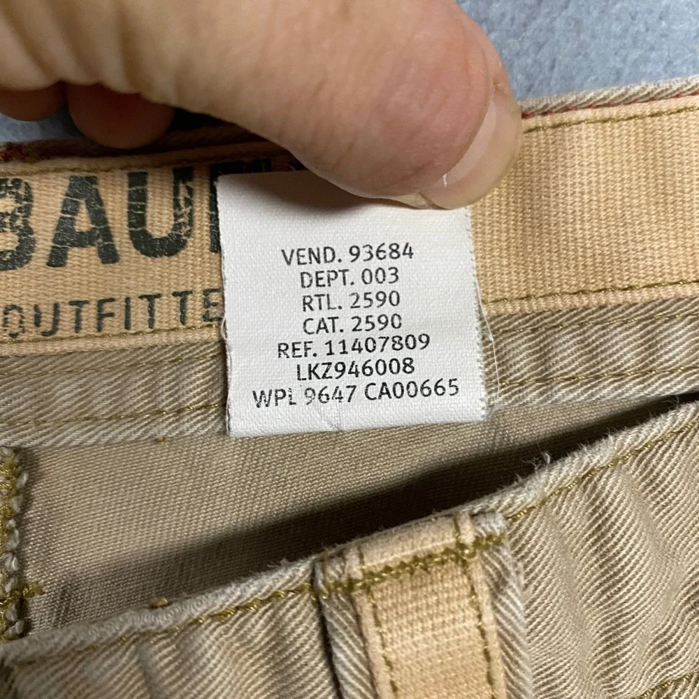 Eddie Bauer Cargo Shorts Mens 38 Tan Khaki Loose Fit Cotton Outdoor Utility